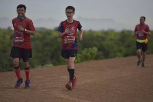 BIB: 0418, 0088
                            <button type="button" onclick="openModal(5133107)" class="btn btn-primary btn-sm float-right btn-popup" data-toggle="modal" data-target=".modal-high-quality">
                        <i class="fas fa-shopping-cart"></i> Add to Cart
                    </button>
                                            <button type="button" onclick="isThisMe(5133107, true)" class="btn btn-success btn-sm float-right btn-popup btn-isme hidden" data-toggle="tooltip" data-placement="bottom" title="นี่คือรูปของคุณใช่ไหม คลิกที่นี่เพื่อเอาเข้าอัลบั้ม">
                        <i class="fas fa-plus"></i> Add to album
                    </button>
                    <button type="button" onclick="isThisMe(5133107, false)" class="btn btn-warning btn-sm float-right btn-popup btn-isnotme hidden">
                        <i class="fas fa-ban"></i> Remove from album
                    </button>